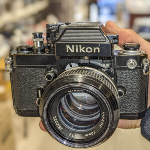 Nikon F2 + 35 mm F2 occasion