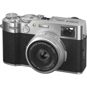 Fujifilm X100 VI silver